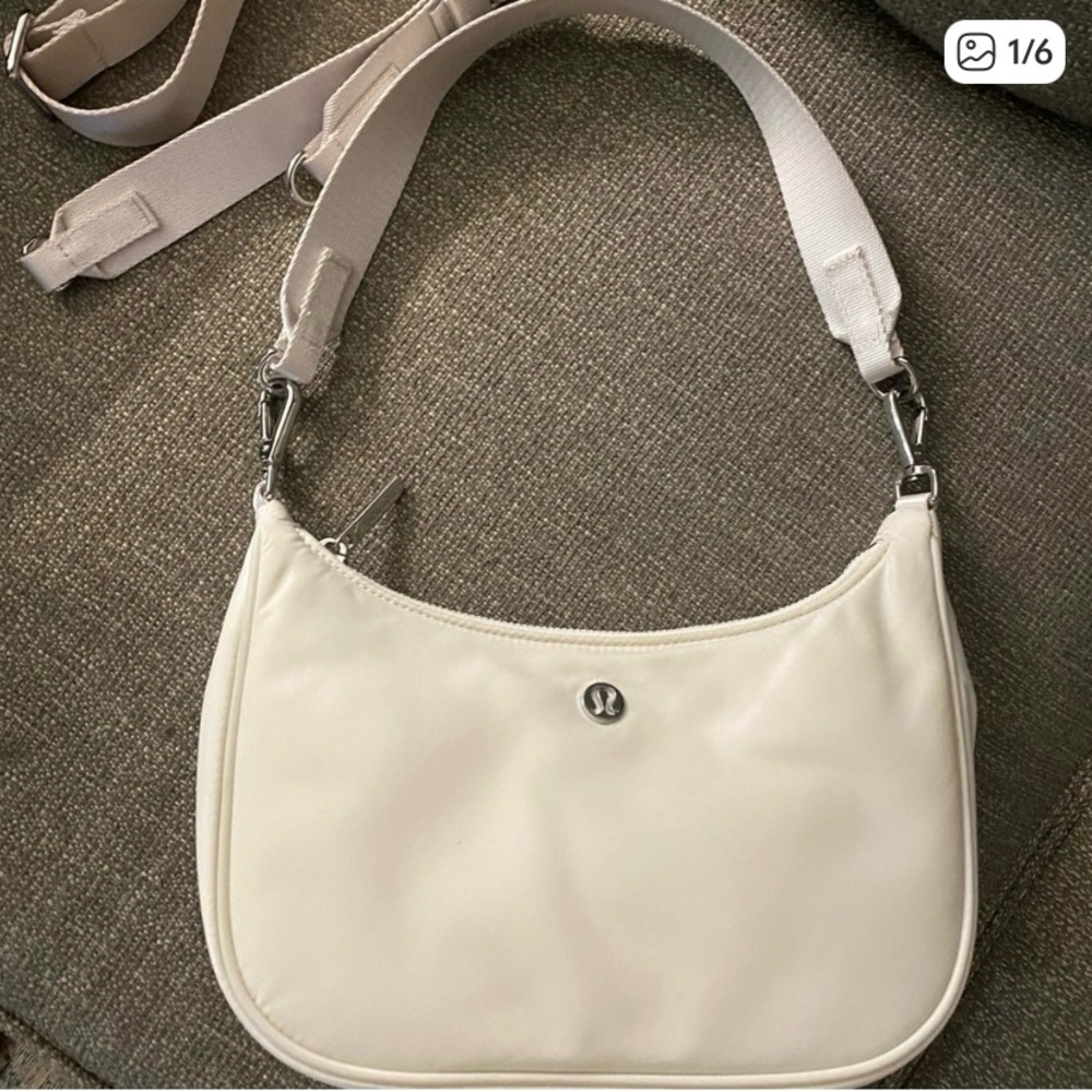 Lululemon Athletica City Essentials Shoulder Bag Ivory